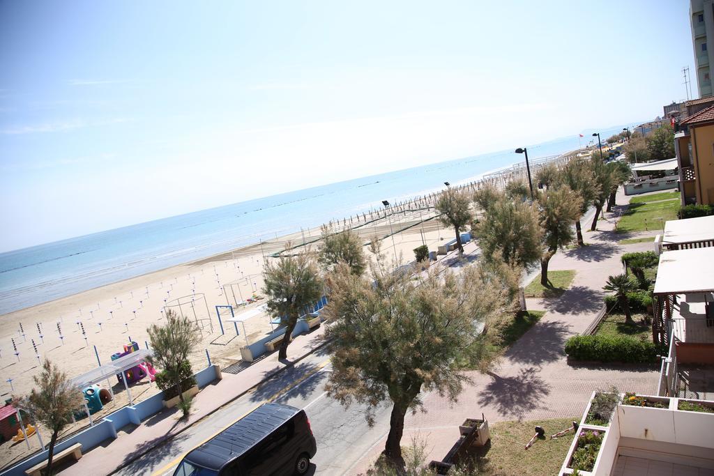 Miramare Inn Hotel Марота Екстериор снимка