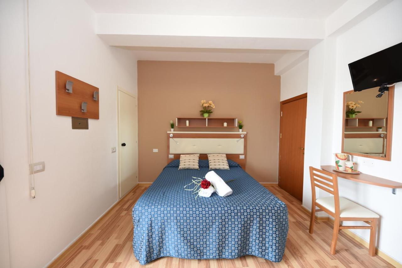 Miramare Inn Hotel Марота Екстериор снимка