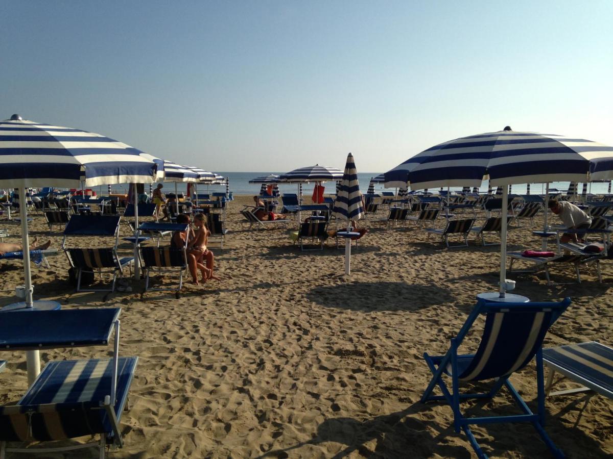 Miramare Inn Hotel Марота Екстериор снимка
